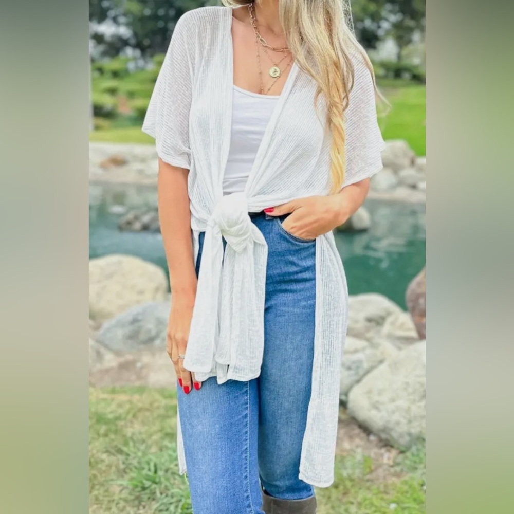 White Open-Front Sheer Lightweight Kimono Cardigan with Pockets - Picture 5 of 6